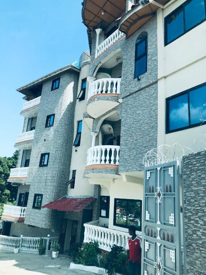 Belvoir Estate Serviced Apart-Hotel & Residence Freetown Exterior photo